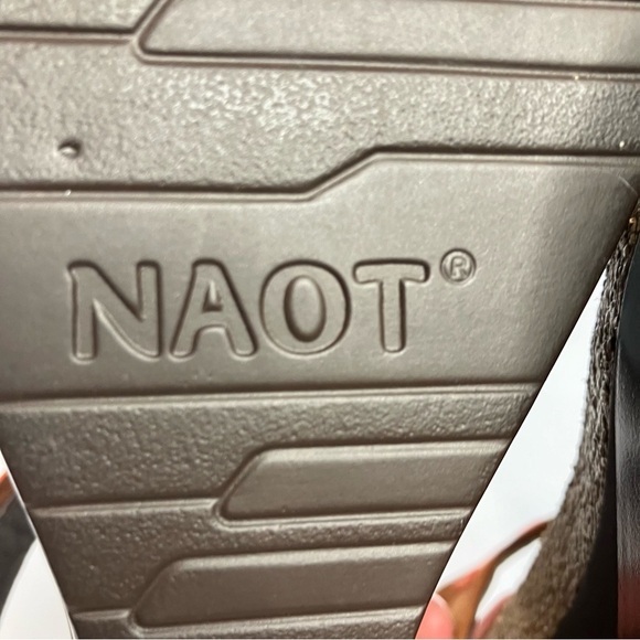 Naot Miracle wedge Sandals size 41 L10 - Picture 7 of 8